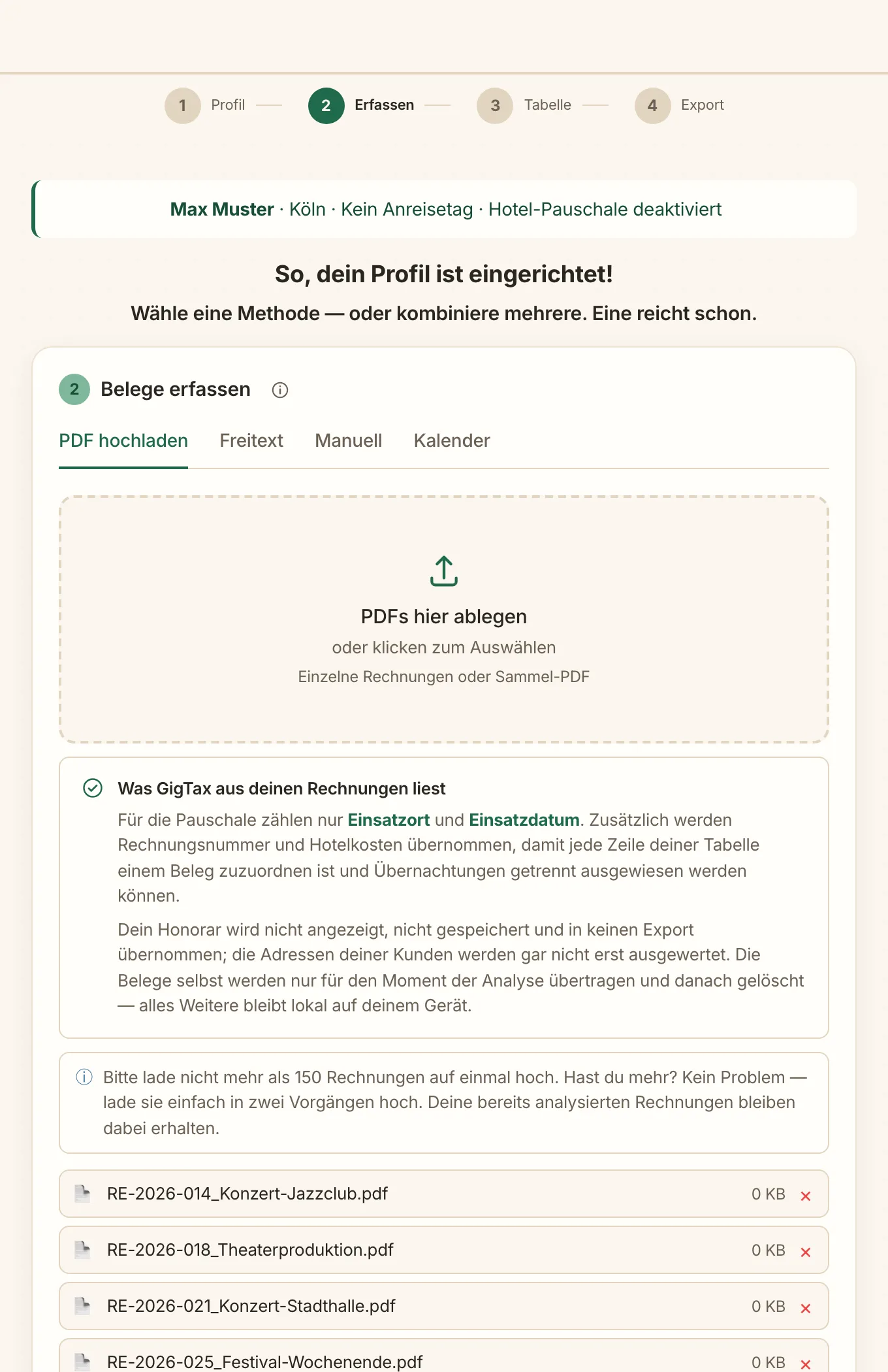 Upload-Bereich von GigTax mit einer Liste hochgeladener Rechnungs-PDFs